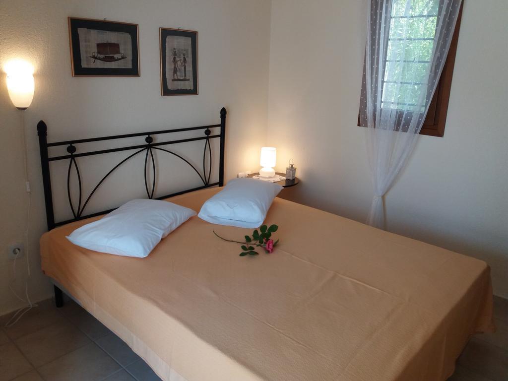 Evgenia Maisonette Ierissos Exterior photo