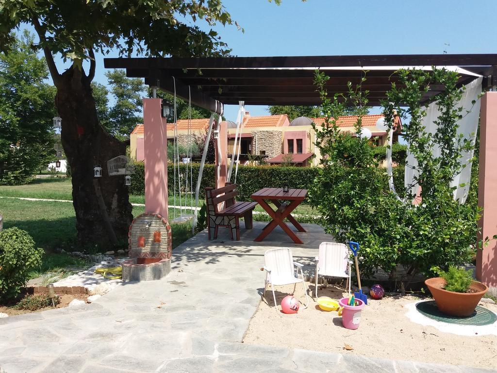 Evgenia Maisonette Ierissos Exterior photo